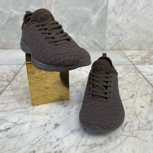 🍫APL Womens Tech Loom Phantom Sneakers In Chocolate Brown Size 6.5